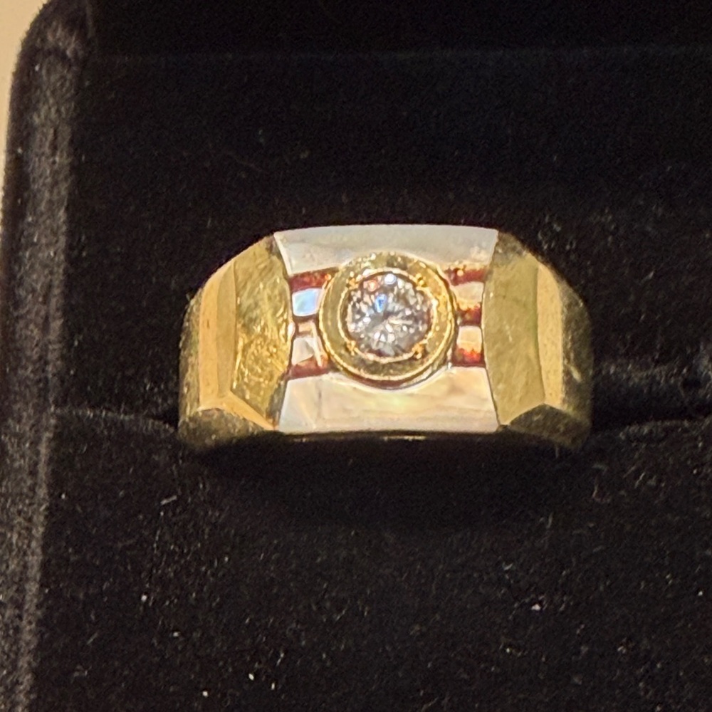 Solid 14k Gold & MOP W/ sparkling CZ Stones Men's Ring (Unisex)